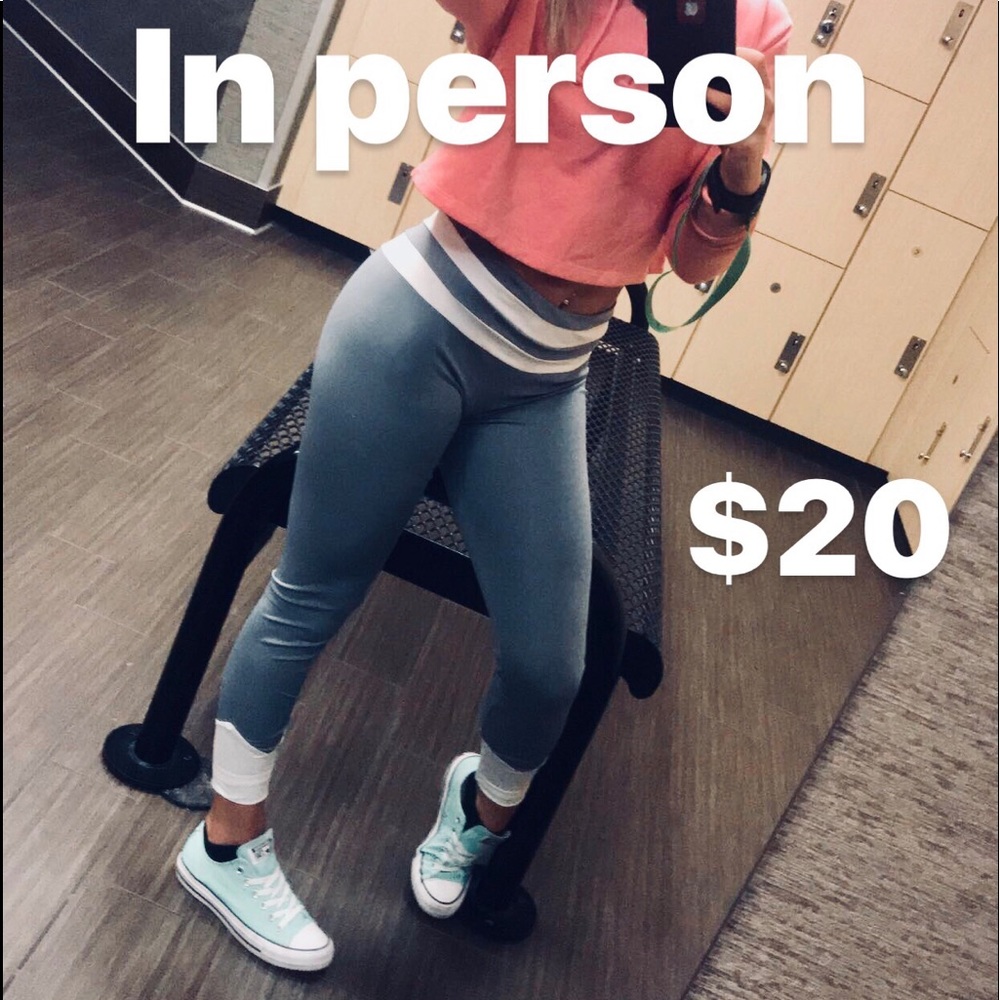 Gray work out leggings